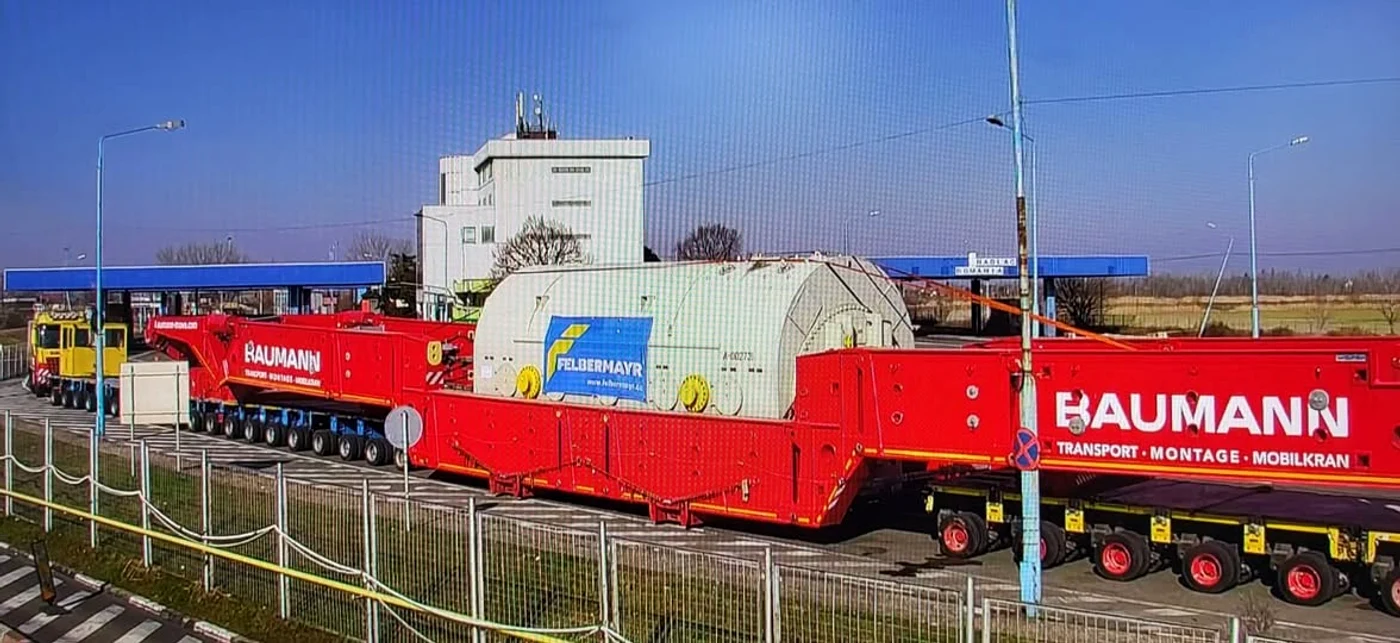 Transportul agabaritic record pentru centrala Mintia