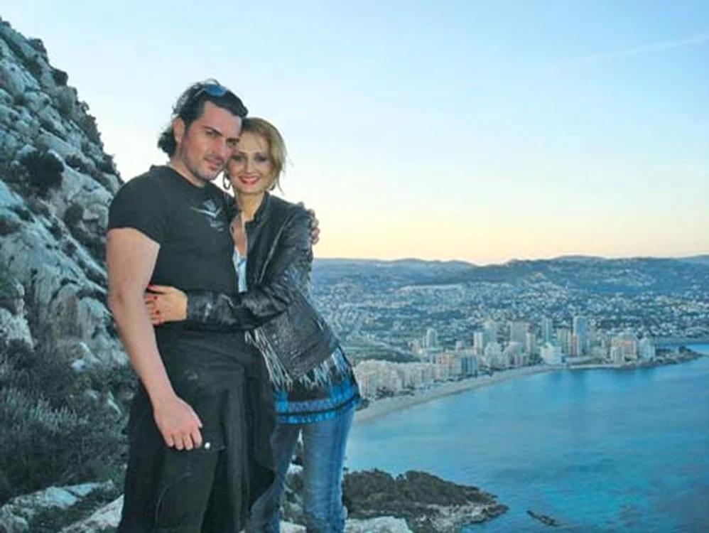 Julia și Bogdan sunt căsătoriți de nouă ani