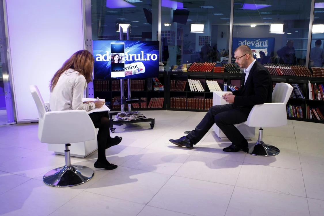 Alexandru Ghiţă, preşedinte EDUCATIVA Group, în studioul Adevărul Live FOTO David Muntean