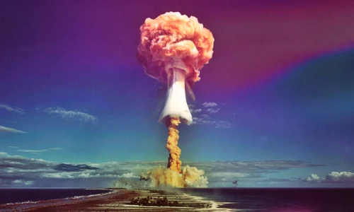 prima explozie nucleara jpeg
