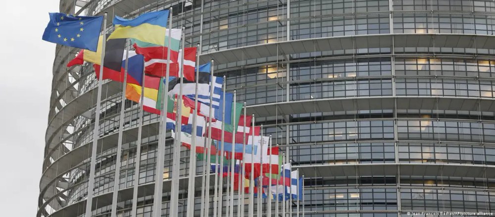 Presa europeană, obligată să-și divulge patronii