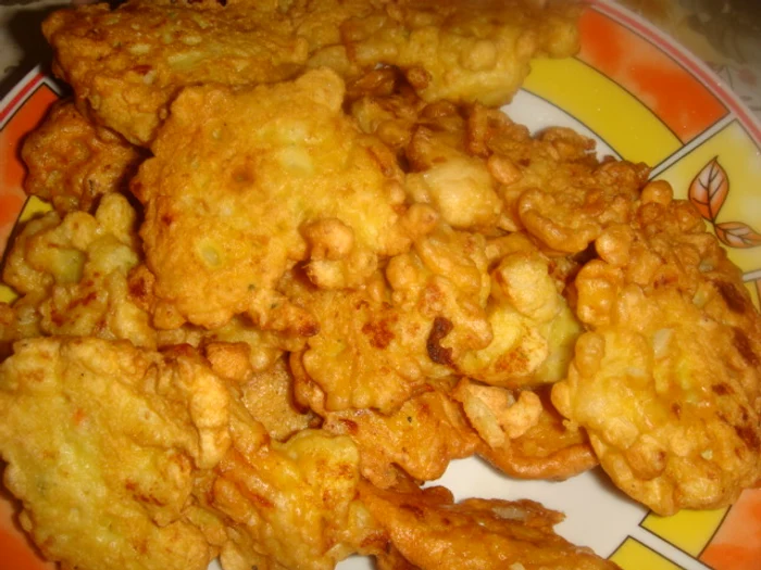 Șnițelele de conopidă, o alternativă de post gustoasă, hrănitoare și ușor de preparat.