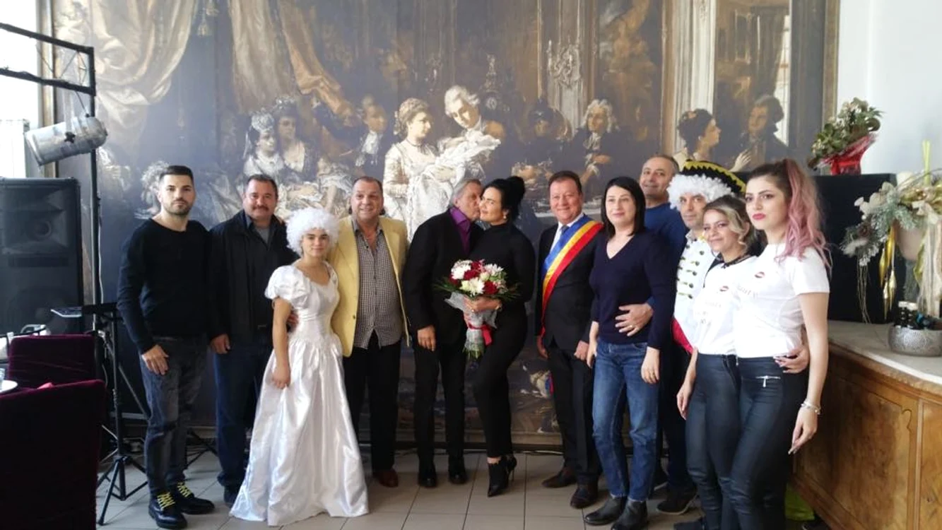Ilie Năstase şi iubita lui Ioana Simion au participat la un eveniment la Slănic Moldova