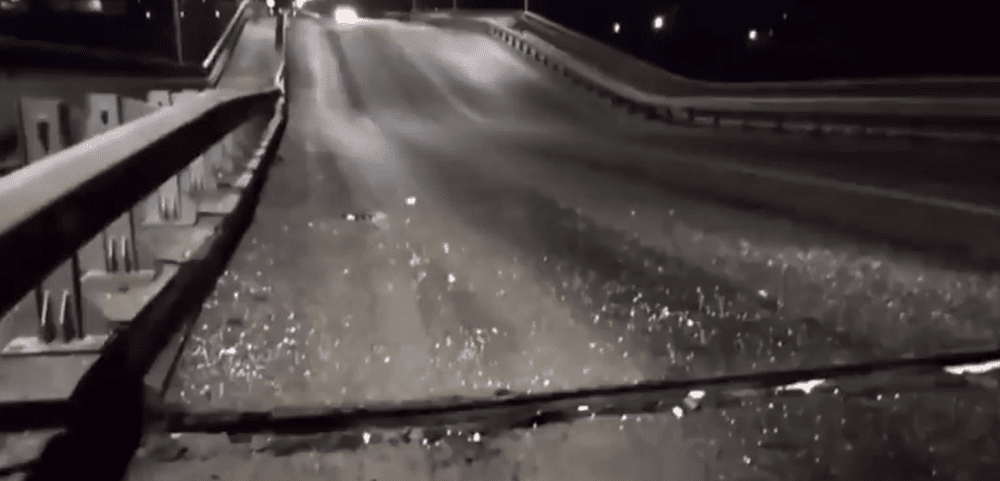 Podul din Melitopol, parțial distrus în urma unui atac orcheastrat de „partizanii ucraineni” VIDEO