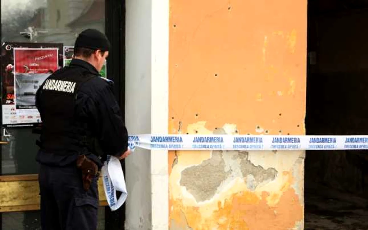 O femeie şi-a decapitat bebeluşul în Piaţa Sfatului din Braşov