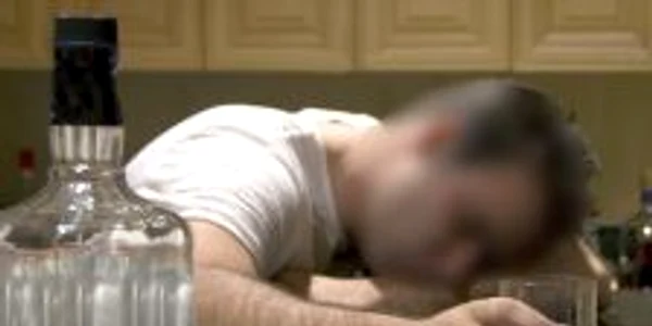 Bărbatul a băut whisky după accident