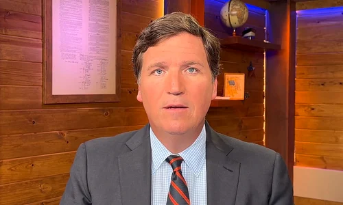 Tucker Carlson Twitter jpg