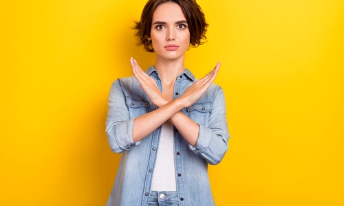 refuz   nu   shutterstock 2124337634 jpg