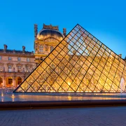 Muzeul Luvru (foto: Pixabay)