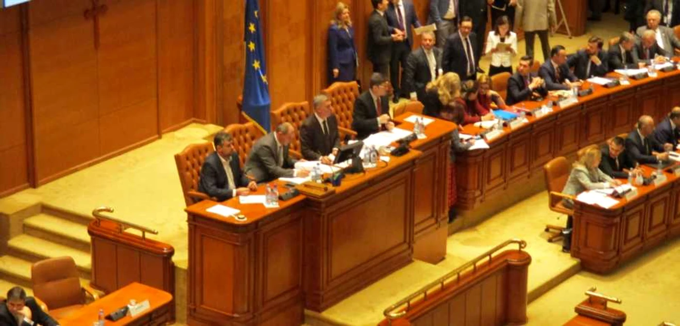 Lideri ai celor două camere din Parlament.FOTO Radu Eremia