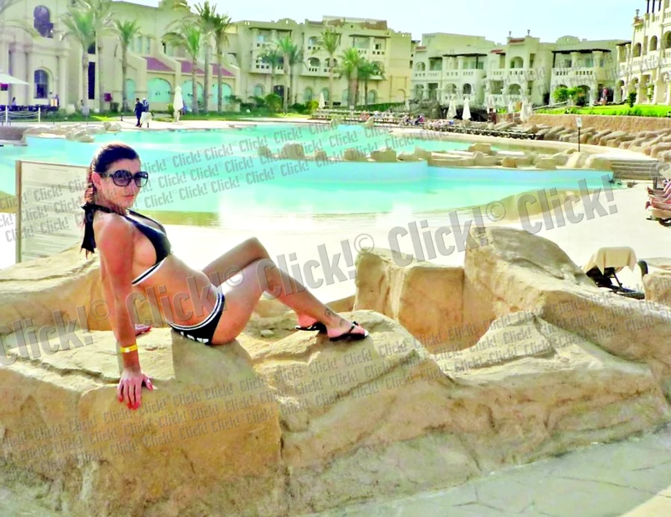 Bruneta a făcut plajă zilnic