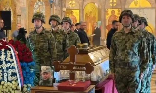 Ratko Mladic inormântare captură video AFP jpg