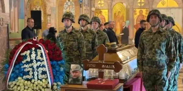 Ratko Mladic inormântare captură video AFP jpg