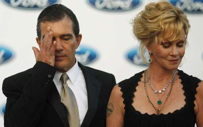 Melanie Griffith
(56 de ani) şi Antonio Bandera (53 de ani) s-au căsătorit în
1996, după ce au filmat împreună comedia romantică „Two Much“,
şi au împreună o fiică în vârstă de 17 ani, Stella Banderas
FOTO Reuters