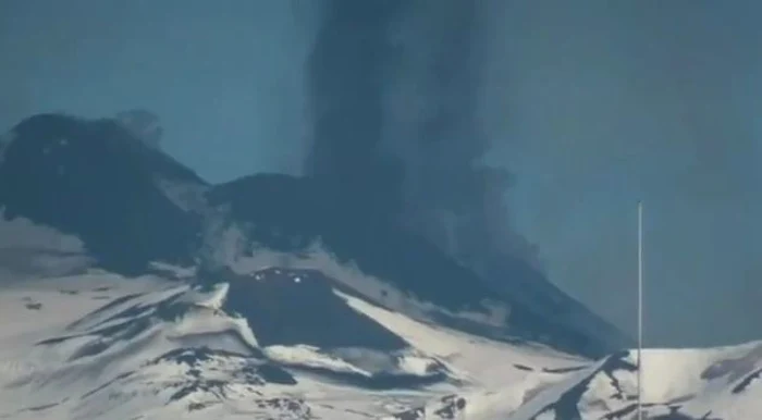 
    Vulcanul Etna  