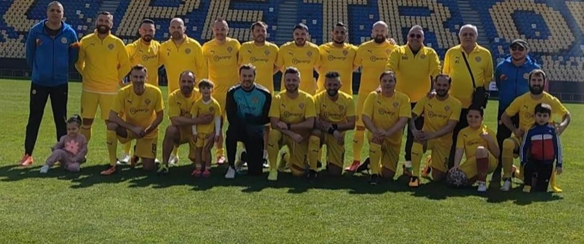 Naționala artiștilor fotbaliști din România e pregătită de meciul cu Turcia foto Kanal D