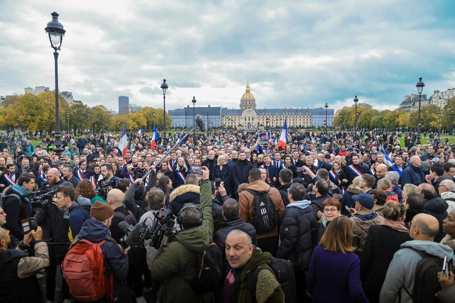 Peste 180.000 de demonstranţi în Franţa împotriva antisemitismului VIDEO