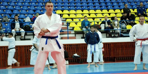 Brăila găzduieşte finala Campionatului de Karate-Do a Ministerului Administraţiei şi Internelor