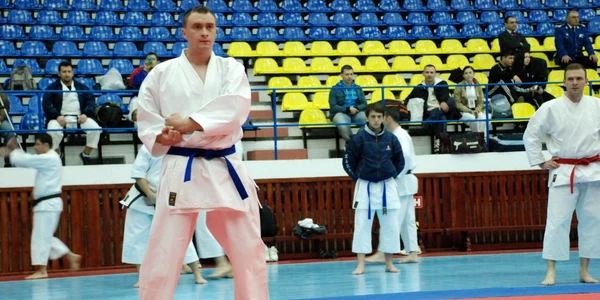 Brăila găzduieşte finala Campionatului de Karate-Do a Ministerului Administraţiei şi Internelor