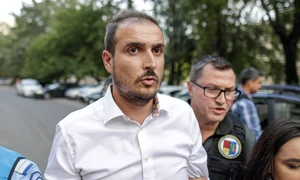 IONUT DOLDUREA COSMIN STINGA FLAGAS 005 INQUAM Photos Octav Ganea jpg