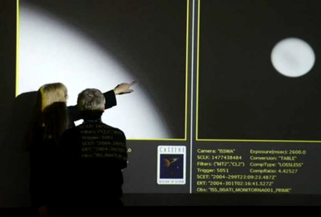 
    Fuziunea nucleară se produce natural în Soare şi în cea mai mare parte din stele.  