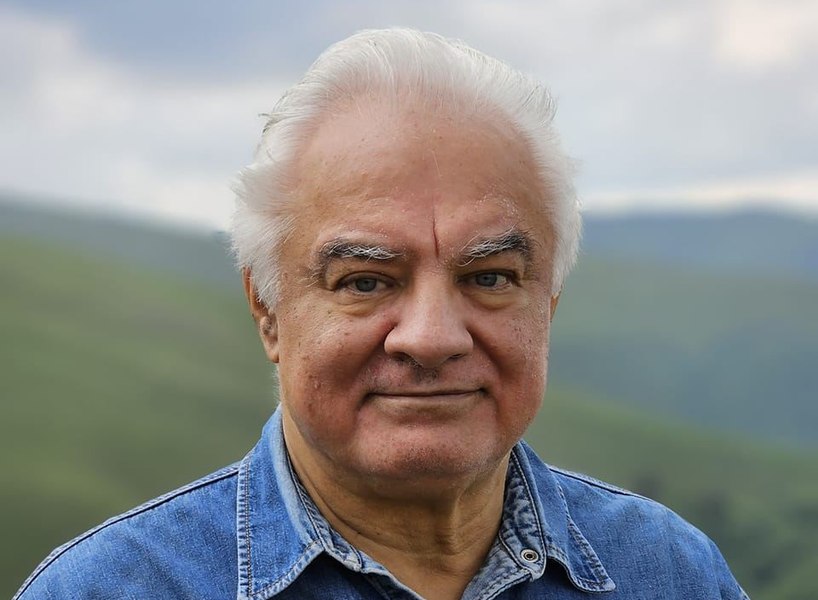 Un economist din BNR explică prăbușirea leului după alegeri: „După ce au împins baba pe scări, PSD-iștii se retrag”