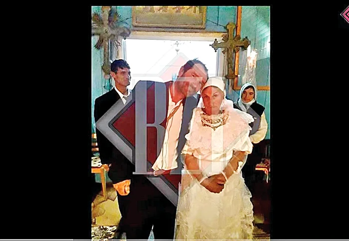 "Trash the dress", la locul de muncă