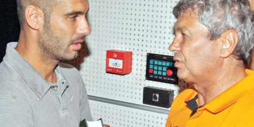 Guardiola (stânga) şi Lucescu s-au gratulat pentru prestaţiile propriilor echipe  