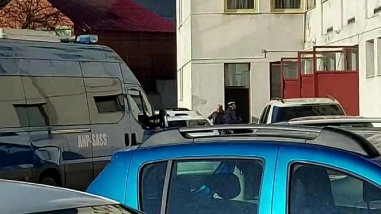 Gheorghe Dincă a fost adus miercuri, 3 martie 2021, la Tribunalul Olt FOTO: Ana Popescu