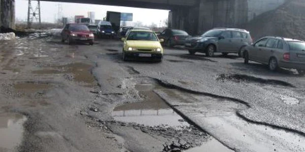 Ieşirea din Ploieşti spre Târgovişte arată înfiorător - imagine arhivă ADS Ploieşti