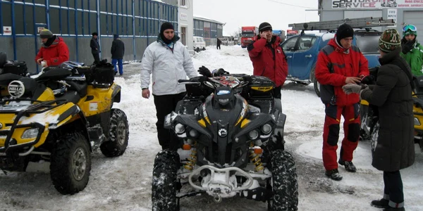 Piloţii off-road au intervenit imediat ce au primit solicitarea