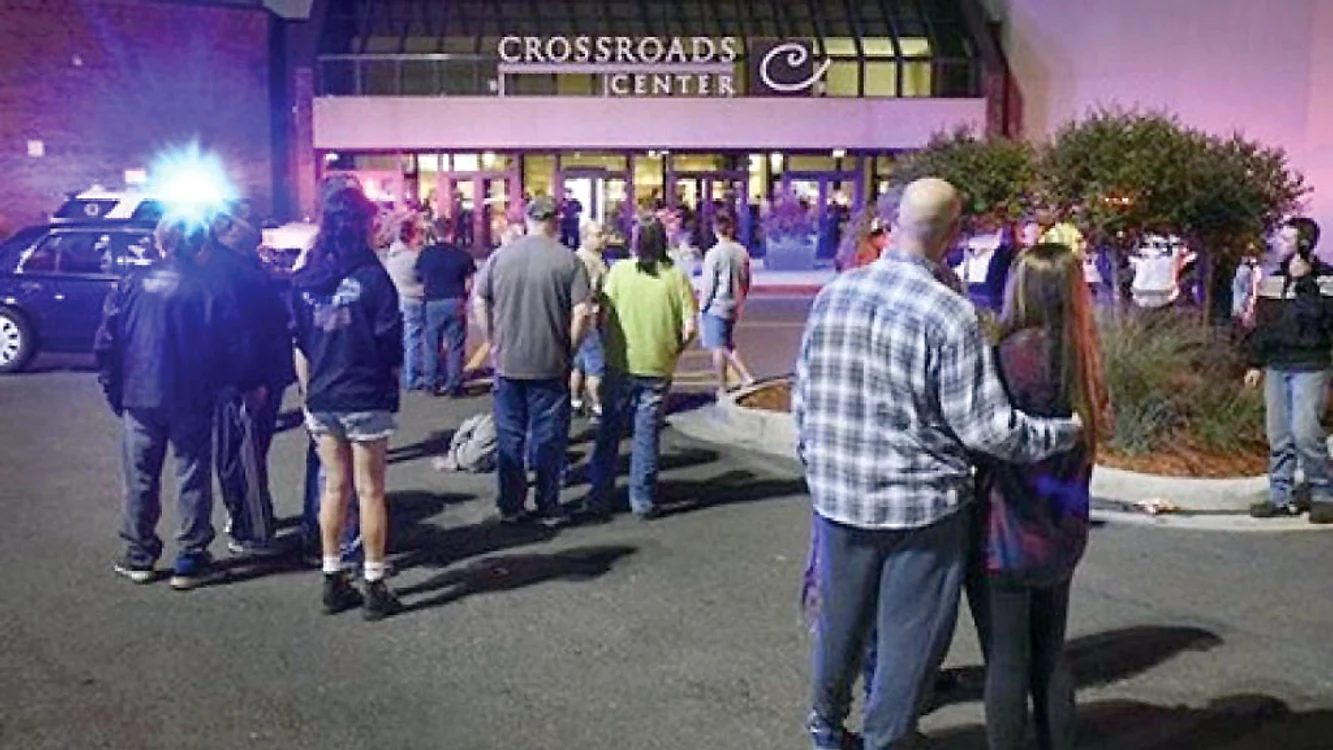 La Mall-ul Crossroads din Minnesota cumpărătorii au trăit momente de coşmar