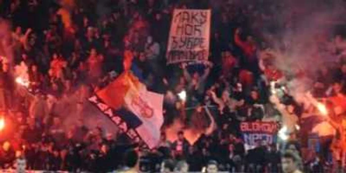 FOTBAL: Serbia riscă depunctarea în cazul unor noi incidente ale fanilor