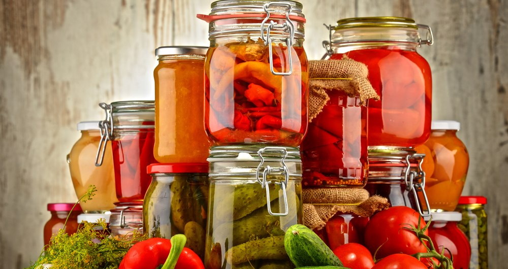 Ingredientul banal care strică rapid murăturile. Ce să nu pui niciodată în conservele pentru iarnă