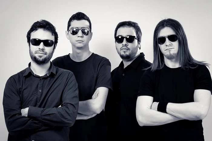 Membrii trupe Up to Eleven, de la stanga la dreapta, Laurenţiu Vârlan, Bobo Bogdan, Liviu Popescu şi Mircea Petrescu