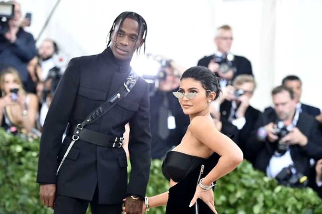 Travis Scott și Kylie Jenner / FOTO Ahivă