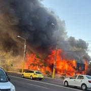 Incendiu la fostul club Bellagio din stațiunea Mamaia Foto ISU COnstanța jpg