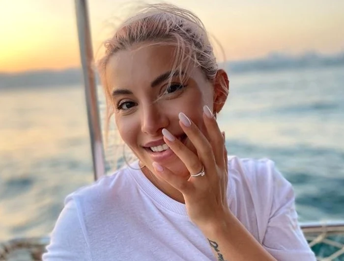 
    Nicoleta și Alex sunt împreună de patru aniFoto: Instagram  