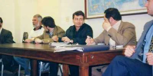 Răzvan Huruzeanu (centru) FOTO: TV SOTI