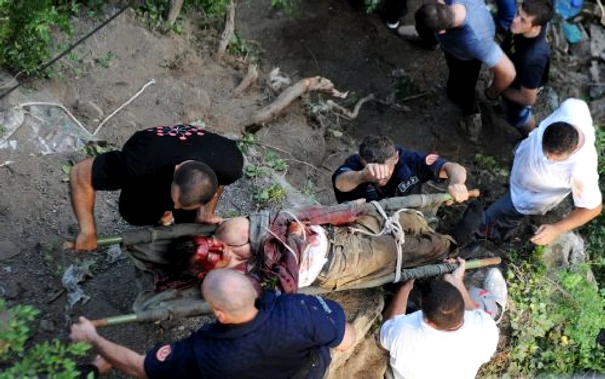 Turiştii răniţi în Muntenegru (FOTO REUTERS)