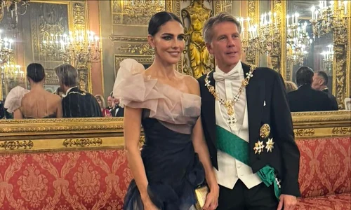Emanuele Filiberto de Savoia și mexicanca Adriana Abascal la bal   Instagram (7) jpg