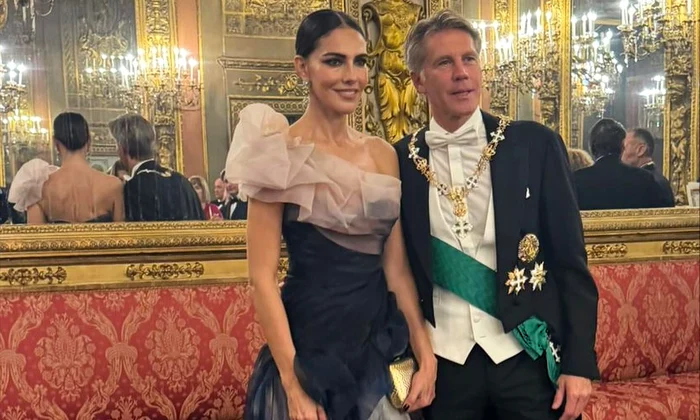 Emanuele Filiberto de Savoia și mexicanca Adriana Abascal la bal   Instagram (7) jpg