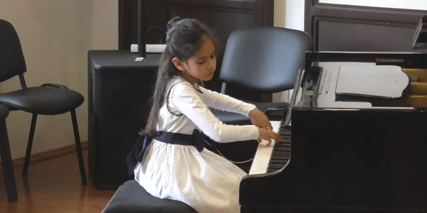 ana pop pianista cluj foto