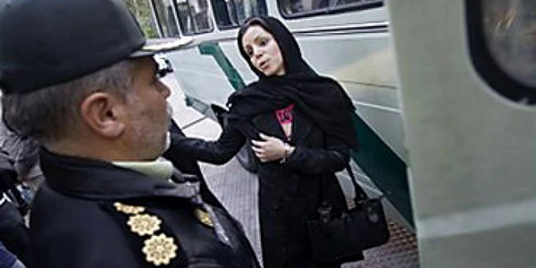 <b>Press TV</b>: Poliţia iraniană: Moartea Nedei, un scenariu