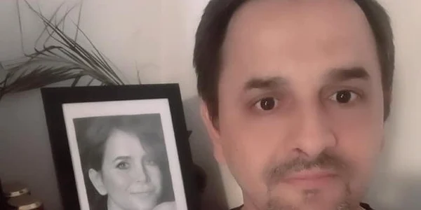 Marian  îi face pomeni anual Mădălinei Manole, sora sa 
