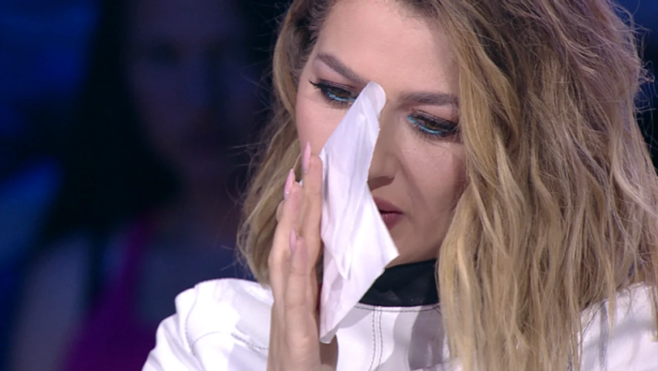 
    Lidia Buble nu și-a putut abține lacrimile când a ascultat interpretarea Andreei la Next Star  