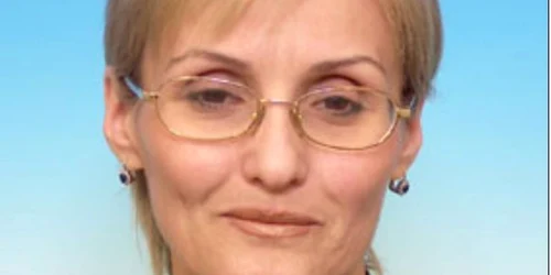 Dorina Mihăilescu, actual comisar CNVM, fost deputat PSD, fost consilier al fostului premier Adrian Năstase 