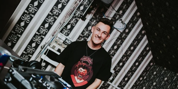 Vlad Odangiu - DJ