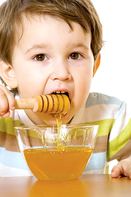 Mierea creşte imunitatea copiilor şi îi fereşte de răcelile de sezonFoto: Shutterstock