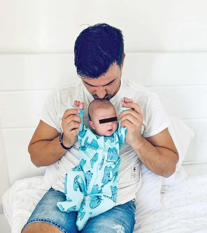 Adrian, un tătic devotat